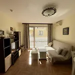 Royal Bay 2 - Private